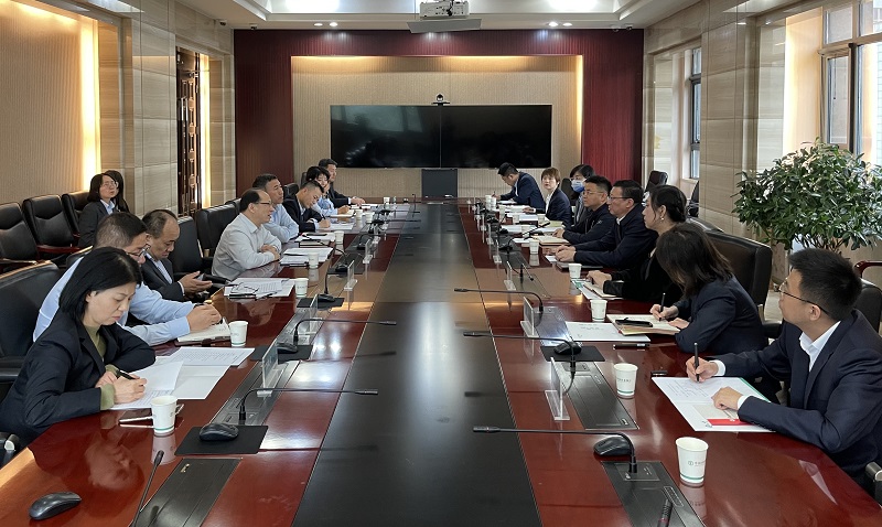 10月11日  公司黨委副書記、總裁解志炯一行赴農(nóng)業(yè)銀行陜西省分行開展座談交流.jpg